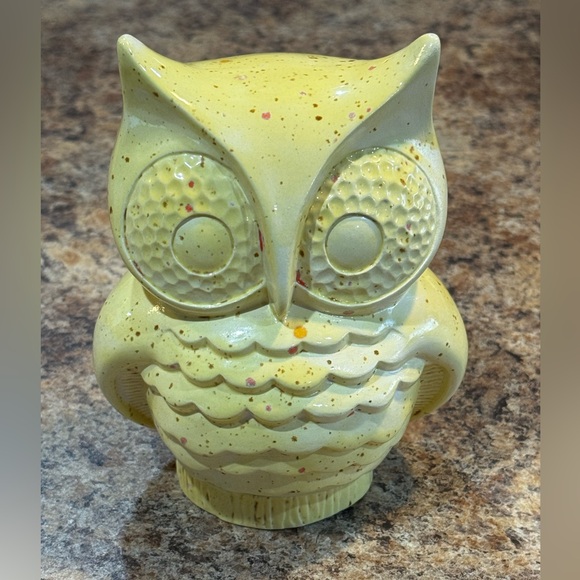 Other - Vintage ceramic yellow splattered owl AMAZING 6.5 inches tall